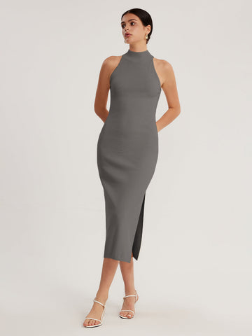 Vestido de Gola Alta com Decote