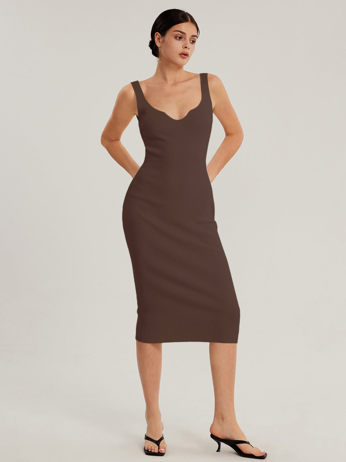 Vestido com Decote em V