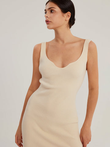 Vestido com Decote em V