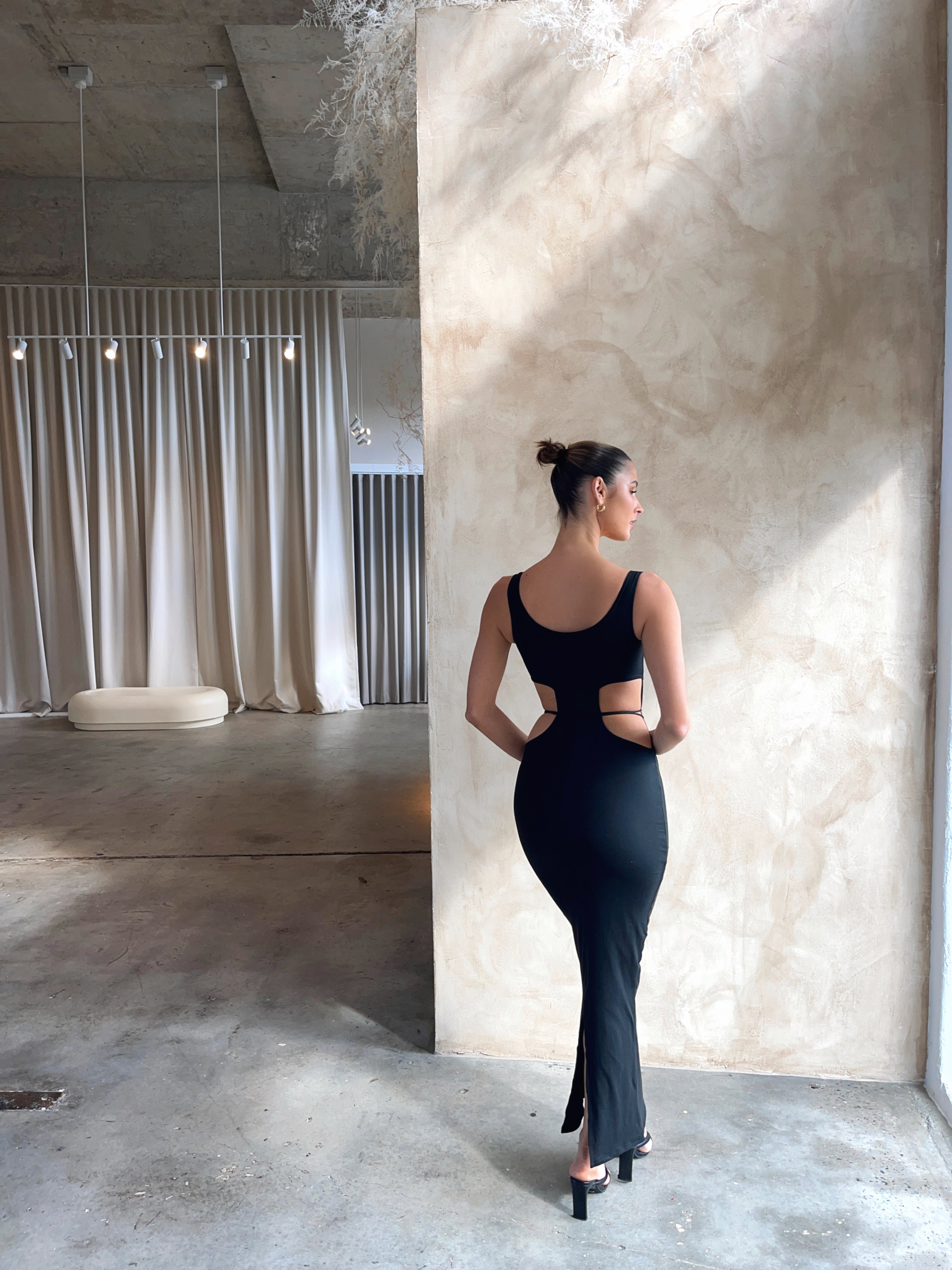 LUNA MAXI DRESS BLACK - OUTCAST EXCLUSIVES